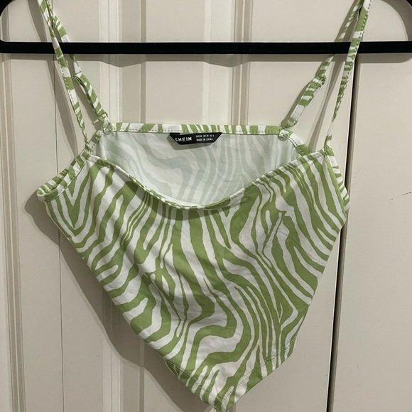 zebra print crop top - Picture 1 of 3